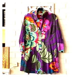 Fun! Colorful Soft Surroundings Top with Pockets